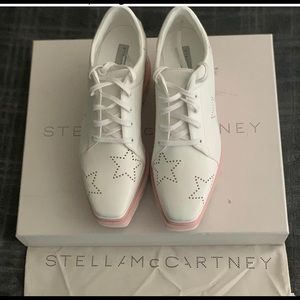 Worn one stella Mcartney with and pink shoes